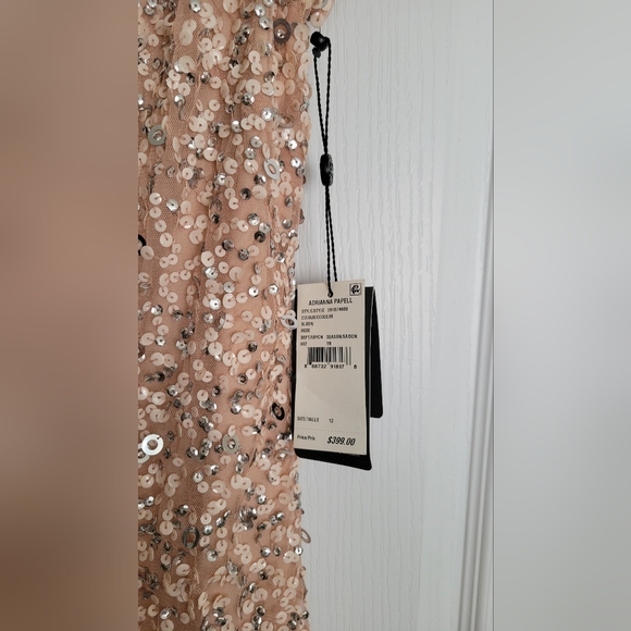 NWT Adrianna Papell Womens Short-Sleeve All Over Sequin Gown, SZ 12 - Picture 9 of 10